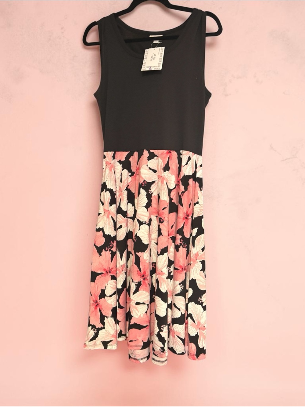LuLaRoe Black Bodice Pink Floral Skirt woman’s ' Dress - Picture 2 of 3